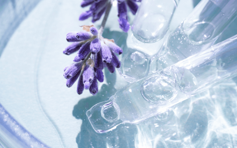 Aromatherapie  & Ätherische Öle