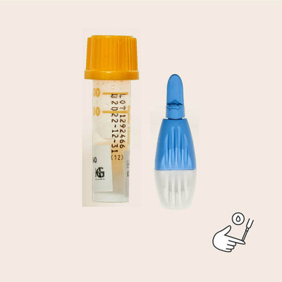 OM Vital Bluttest sample collection tube and cap for blood analysis.
